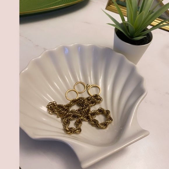 Sea Shell Catch All Tray - Picture 1 of 1